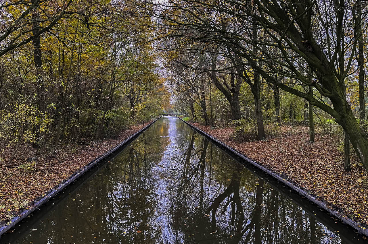 Vrienden Park de Meet Vervangen Oude Beschoeiingen Eindresultaat